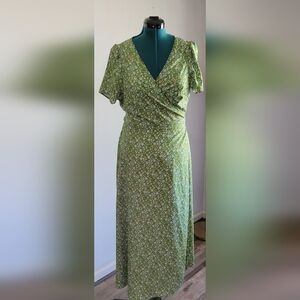 Floral Green Plus Size Summer Wrap Dress